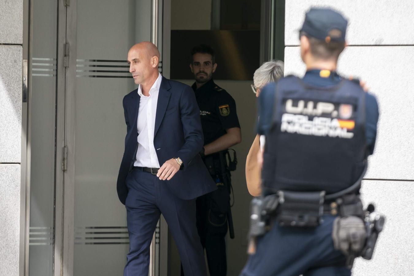 Luis Rubiales detenido por la policia española